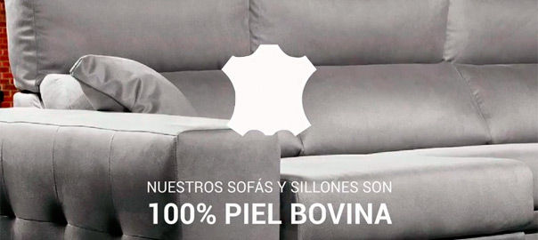 Los salones clásicos no renuncian a los sofás de piel